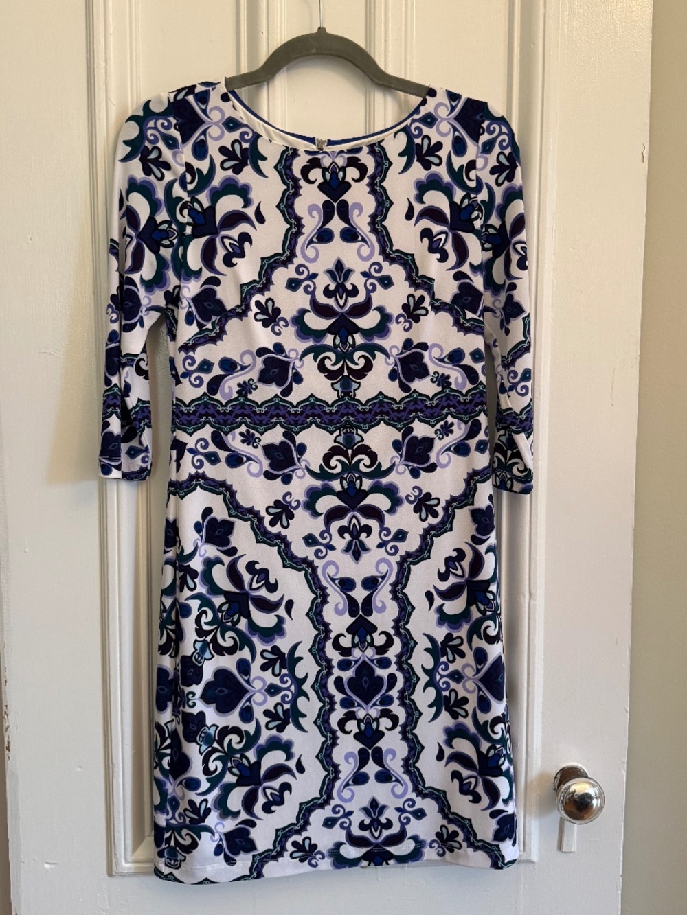 Vince Camuto Women's Dress - White Purple Blue Patterned - Size 2